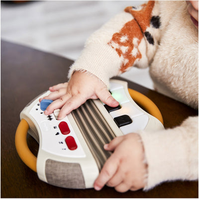 Brinquedo Acordeão Eletrônico Tiny Rockers Tiny Love - Teclas como num piano